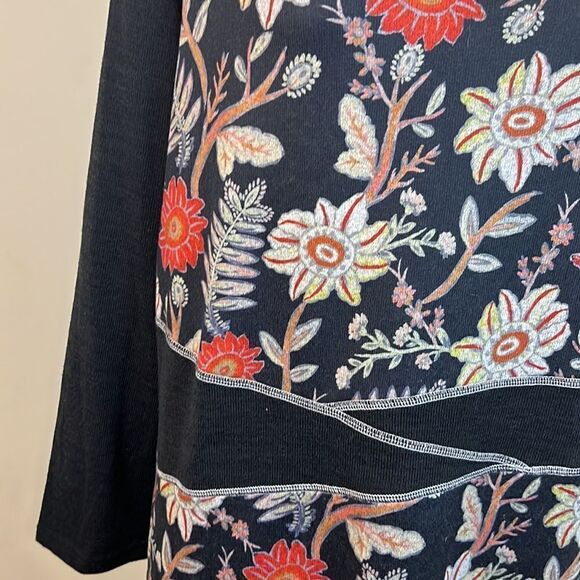 Serengeti Grey & Floral Mixed Pattern Sweater Dress - Size 1X - Picture 5 of 10